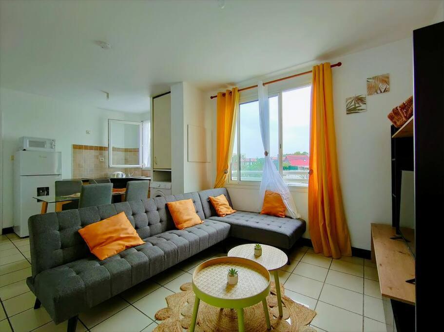 Appartement T2 - Sainte-Marie - 10 Min De L'Aeroport Екстер'єр фото